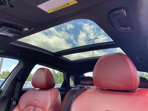 Glacial White Pearl 2024 Kia K5 GT-Line