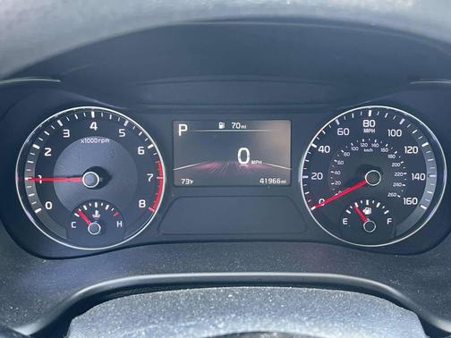 Snow White Pearl 2023 Kia Forte LXS