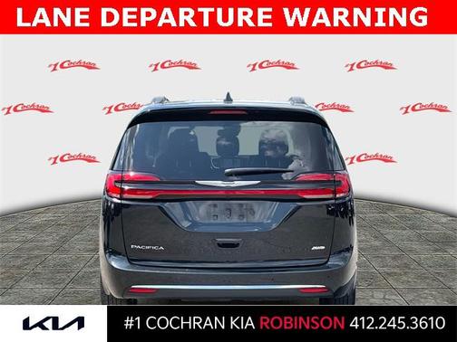 2022 Chrysler Pacifica Touring L