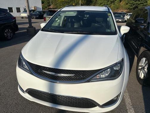 2020 Chrysler Pacifica Touring-L Plus