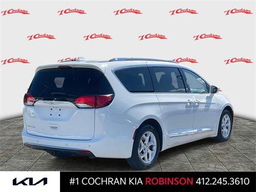 2020 Chrysler Pacifica Touring-L Plus