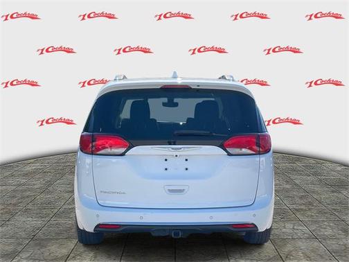 2020 Chrysler Pacifica Touring-L Plus