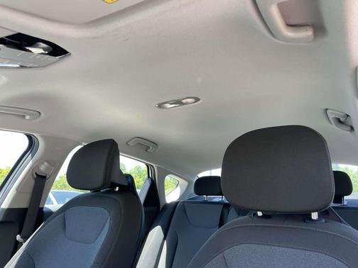Snow White Pearl 2025 Kia K4 LXS
