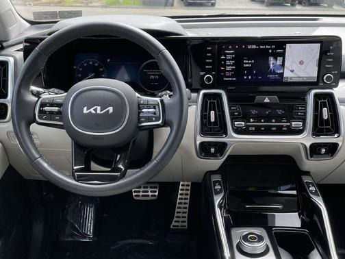 Snow White Pearl 2023 Kia Sorento Hybrid SX Prestige