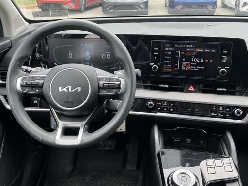 Snow White Pearl 2023 Kia Sportage Hybrid LX