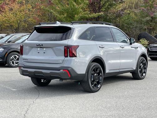 2025 Kia Sorento SX