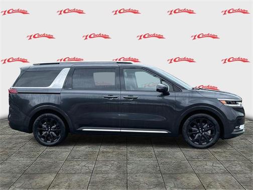 2023 Kia Carnival SX