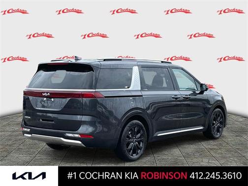 2023 Kia Carnival SX