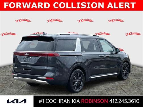 2023 Kia Carnival SX