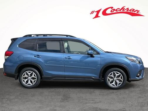 2024 Subaru Forester Premium