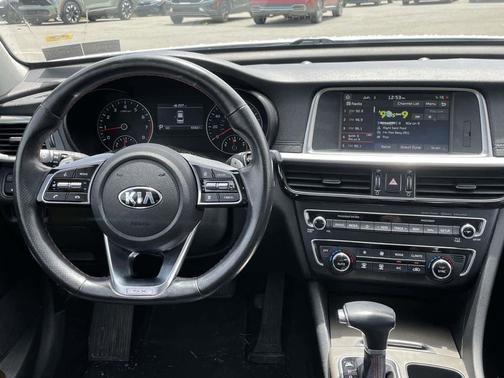 Snow White Pearl 2019 Kia Optima SX Turbo