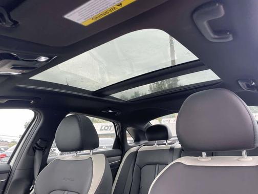 Snow White Pearl 2025 Kia K5 GT-Line