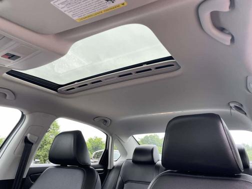 Reflex Silver Metallic 2020 Volkswagen Passat 2.0T R-Line