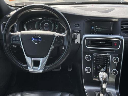 2016 Volvo S60 T5 R-Design Special Edition