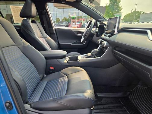 2022 Toyota RAV4 Hybrid XSE
