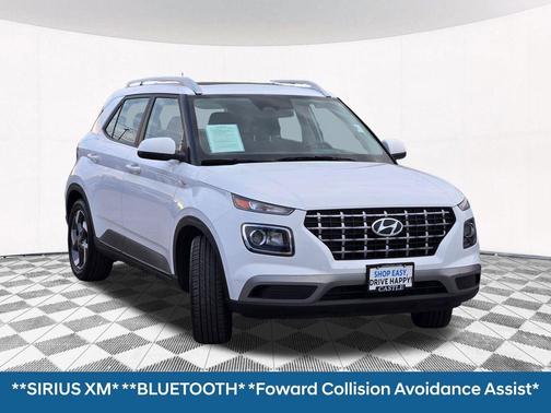 2023 Hyundai VENUE SEL