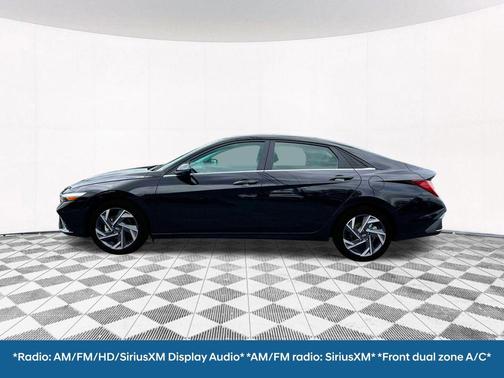 2025 Hyundai ELANTRA Limited