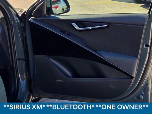 2023 Kia Niro SX Touring