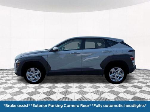 Cyber Gray Metallic 2026 Hyundai KONA SE