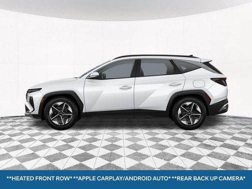 White Pearl 2025 Hyundai TUCSON SEL Convenience