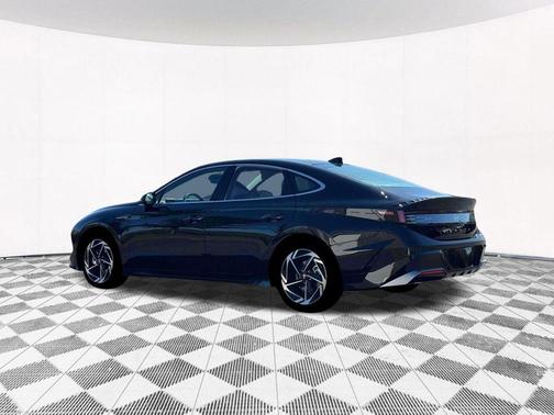 Black 2026 Hyundai SONATA SEL Sport