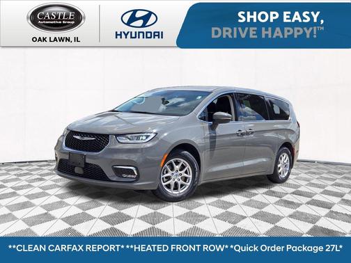 2023 Chrysler Pacifica Touring-L