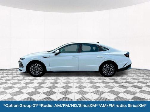 2025 Hyundai SONATA Hybrid Limited