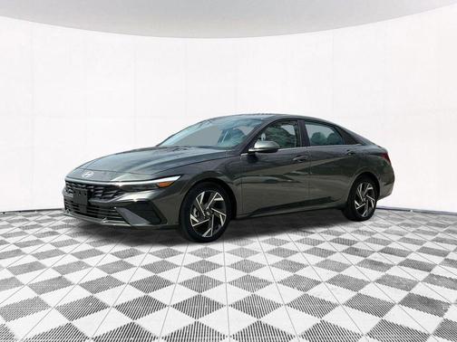 2025 Hyundai ELANTRA HEV Limited