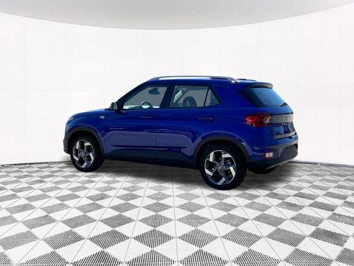 2025 Hyundai VENUE Limited