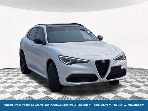 2022 Alfa Romeo Stelvio Veloce