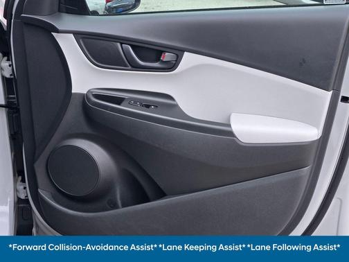 2022 Hyundai KONA SE