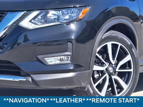 Magnetic Black Pearl 2019 Nissan Rogue SL