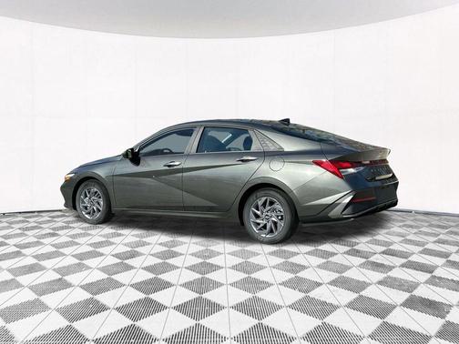 2025 Hyundai ELANTRA HEV Blue