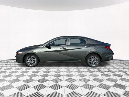 2025 Hyundai ELANTRA HEV Blue