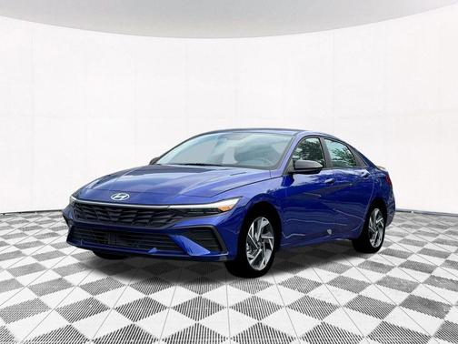 2025 Hyundai ELANTRA HEV SEL Sport