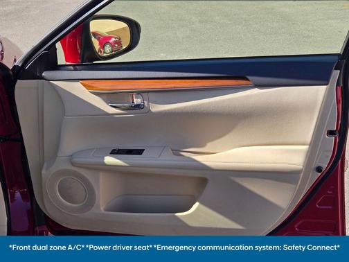 2013 Lexus ES 300h Base