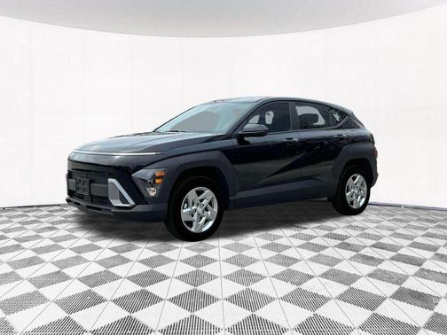 2025 Hyundai KONA SE