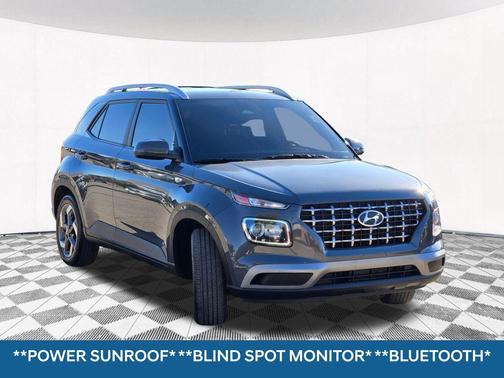 2024 Hyundai VENUE SEL