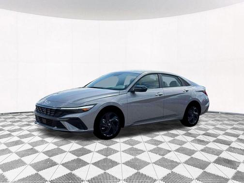 2026 Hyundai ELANTRA SEL