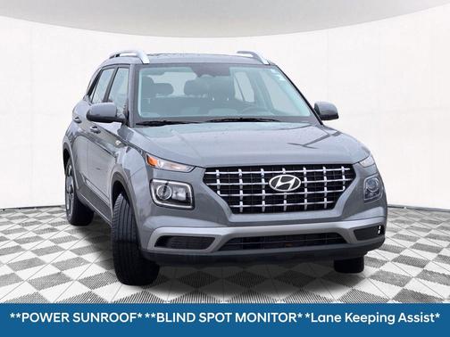 2023 Hyundai VENUE SEL