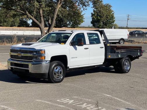 2017 Chevrolet Silverado 3500 WT