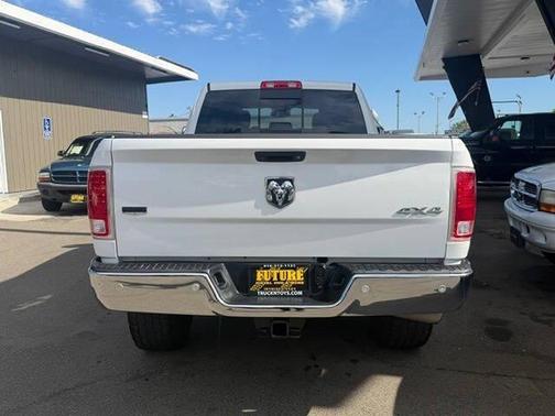 Bright White Clearcoat 2017 RAM 2500 Laramie Crew Cab 4x4 6'4' Box
