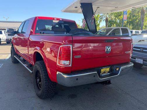 Flame Red Clear Coat/Bright Silver Metallic Clear Coat 2014 RAM 2500 Laramie