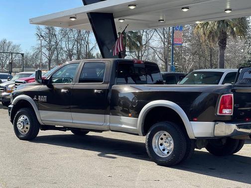 2014 RAM 3500 Laramie