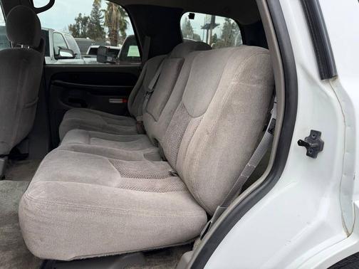 2003 Chevrolet Tahoe LS