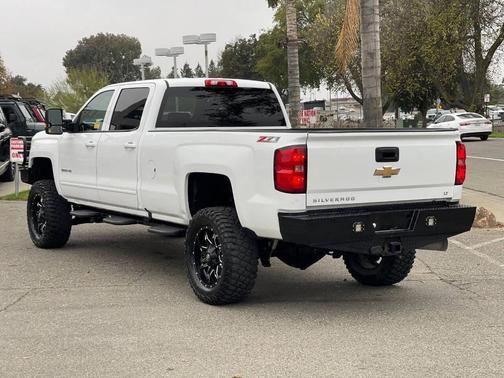 2017 Chevrolet Silverado 2500 LT