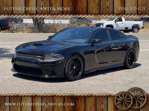 Pitch Black Clearcoat 2017 Dodge Charger SE