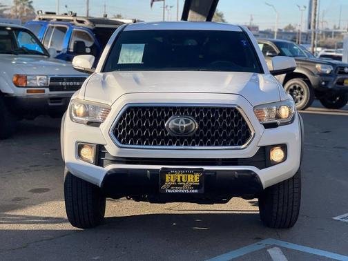 2019 Toyota Tacoma SR5