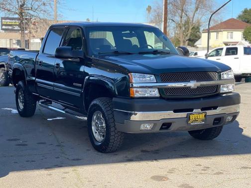 2003 Chevrolet Silverado 2500 LS H/D Crew Cab