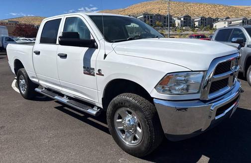 2017 RAM 2500 Tradesman Crew Cab 4x4 6'4' Box